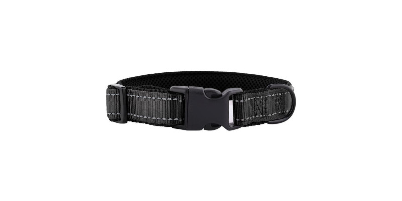 Wytrzymała czarna obroża Walky od HUGGY DOGGY z solidną klamrą dla łatwego zapięcia, prosta w założeniu i regulacji