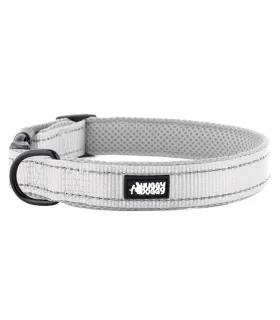 Szara obroża Walky od HUGGY DOGGY, zapewniająca bezpieczeństwo dzięki elementom odblaskowym dla psów