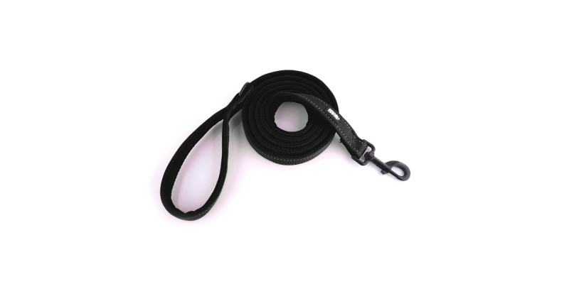 Czarna smycz HUGGY DOGGY Walky z ergonomicznym uchwytem, komfortowa dla właścicieli psów