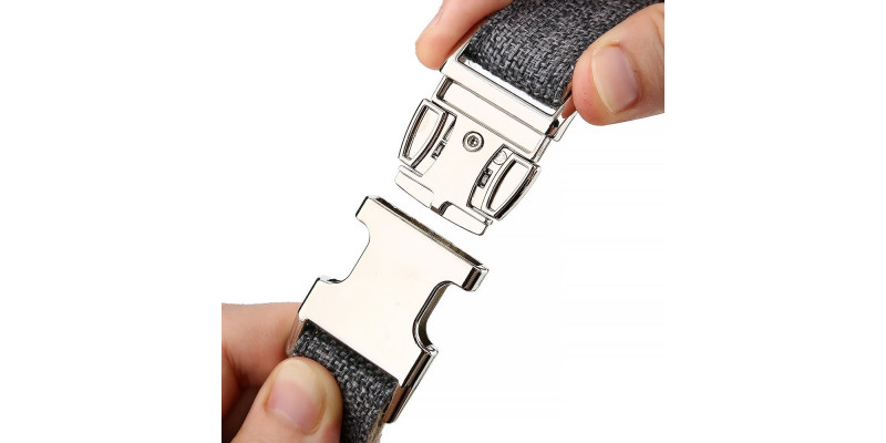 Szara obroża od HUGGY DOGGY, wykonana z naturalnej tkaniny konopnej, zapewniająca trwałość i komfort