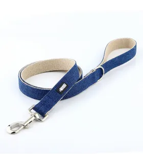 Granatowa smycz HUGGY DOGGY Eko, długość 1,5 metra, lekka i mocna konstrukcja, idealna na miejskie spacery