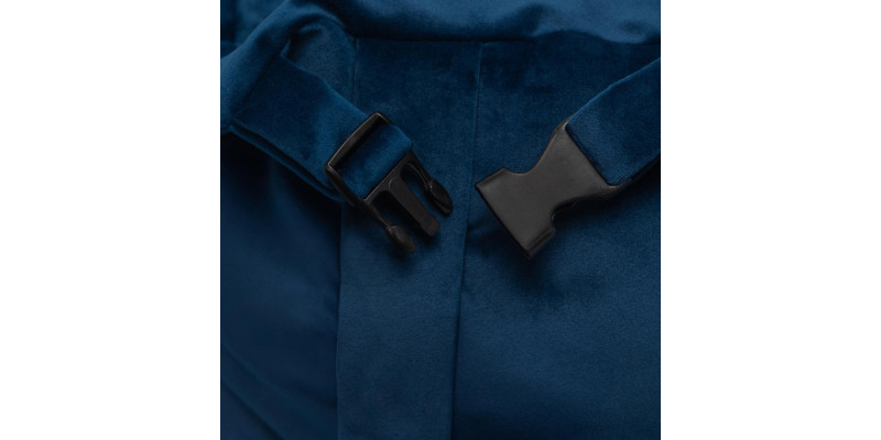 prosty montaż fotelika w samochodzie HUGGY DOGGY Snug granatowy